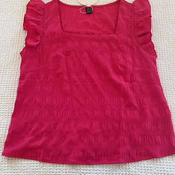 Set of 3 Ruffle Tanks, XS 2 - Picture 3 of 6